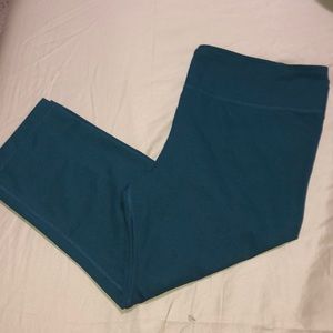 Under Armour Fitted Teal Crop Leggings XL